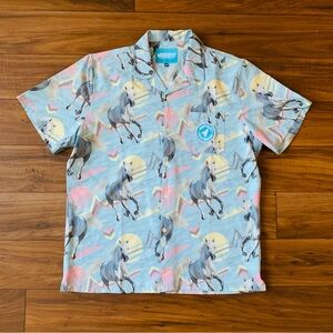 Montucky Cold Snacks Retro Style Button Down Men’s Lightweight Shirt Size M